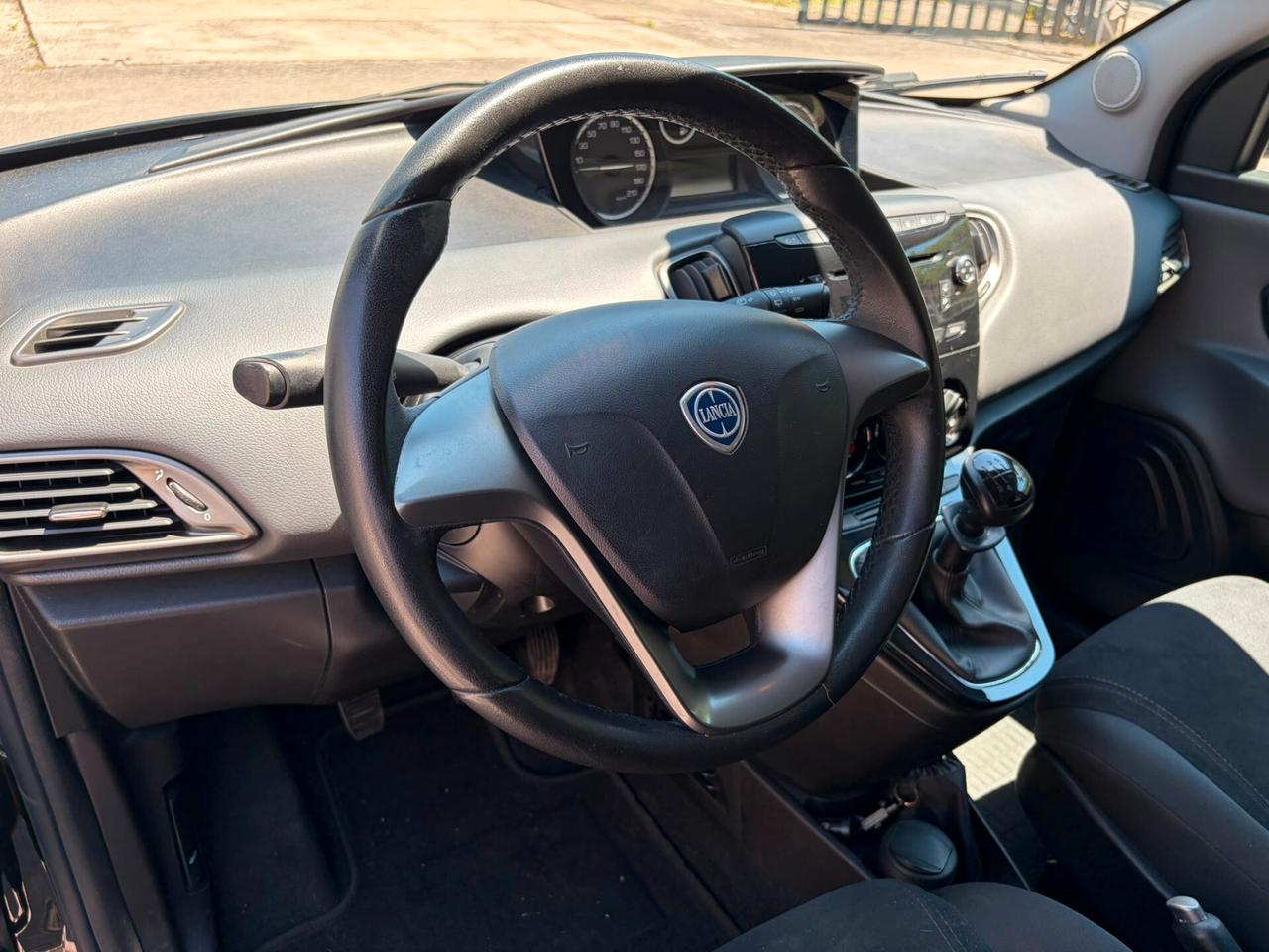 LANCIA YPSILON 1.2 GPL 5 PORTE ECOCHIC 94.000 KM