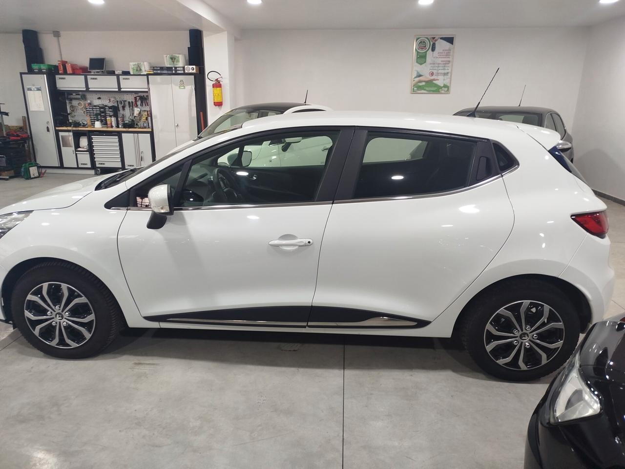 Renault Clio dCi 8V 75 CV Start&Stop 5 porte Energy Duel2