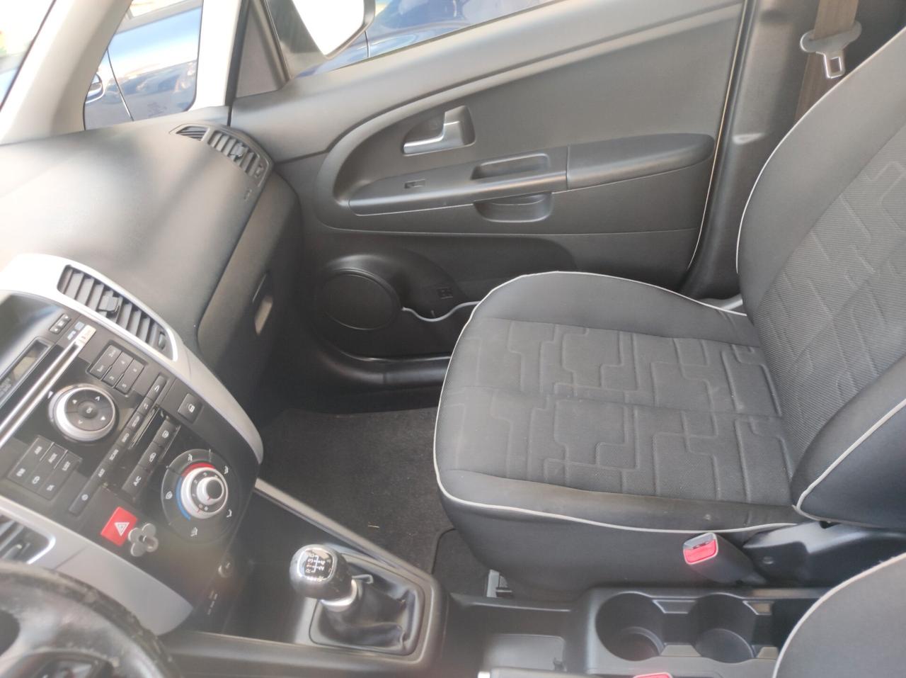Kia Venga 1.4 EcoGPL Active