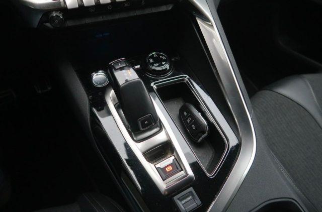 PEUGEOT 5008 PEUGEOT 5008 7 POSTI 1.5 BLUEHDI 130CV GT LINE EAT