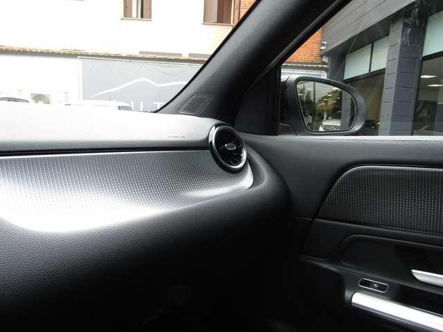 Mercedes-Benz GLA 200 d SPORT PLUS CAMBIO AUTO 150CV,LED,CERCHI 18,NAVI