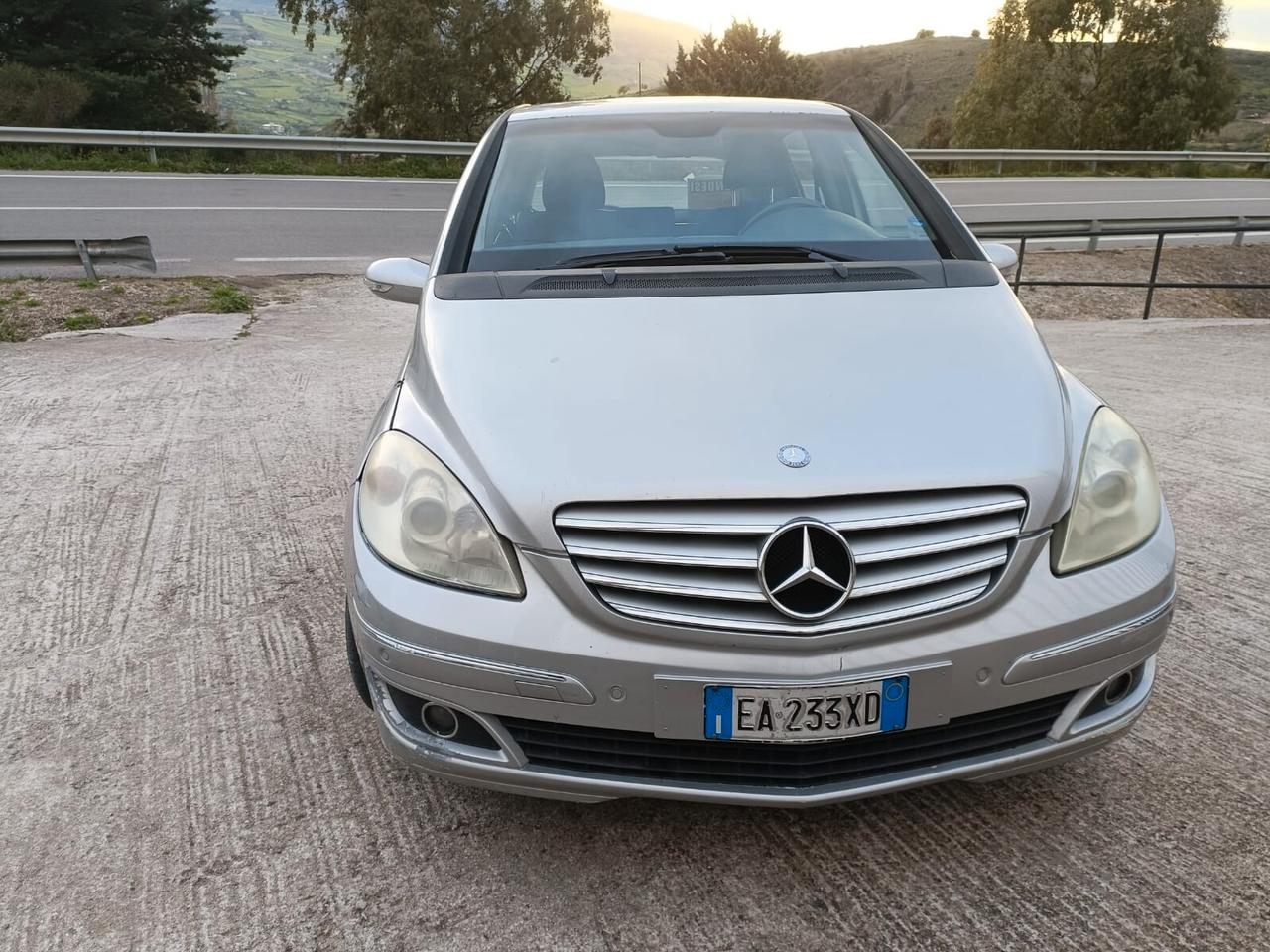Mercedes-benz B 200 CDI Sport - 2010