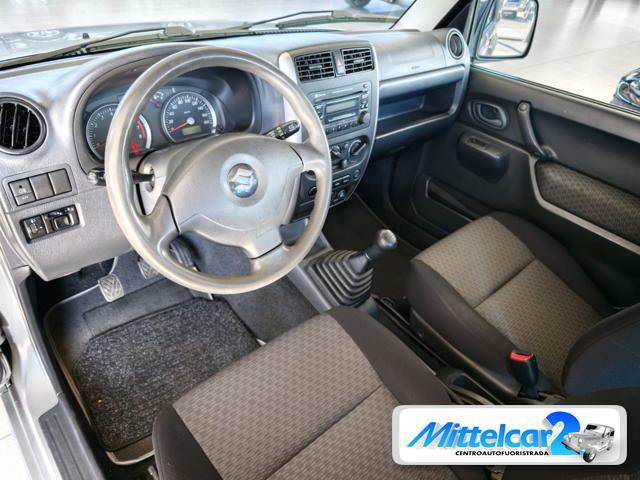 SUZUKI Jimny 1.3i 16V cat 4WD JLX