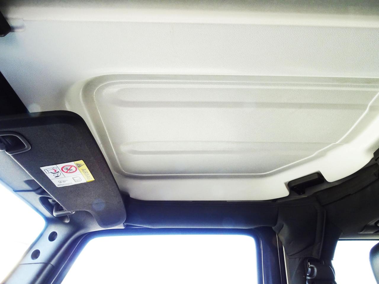 Jeep Wrangler 2.8 CRD DPF Sahara 4x4 automatic