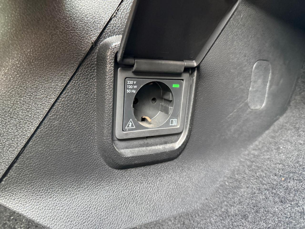 Citroen Berlingo BlueHDi 100 M Shine