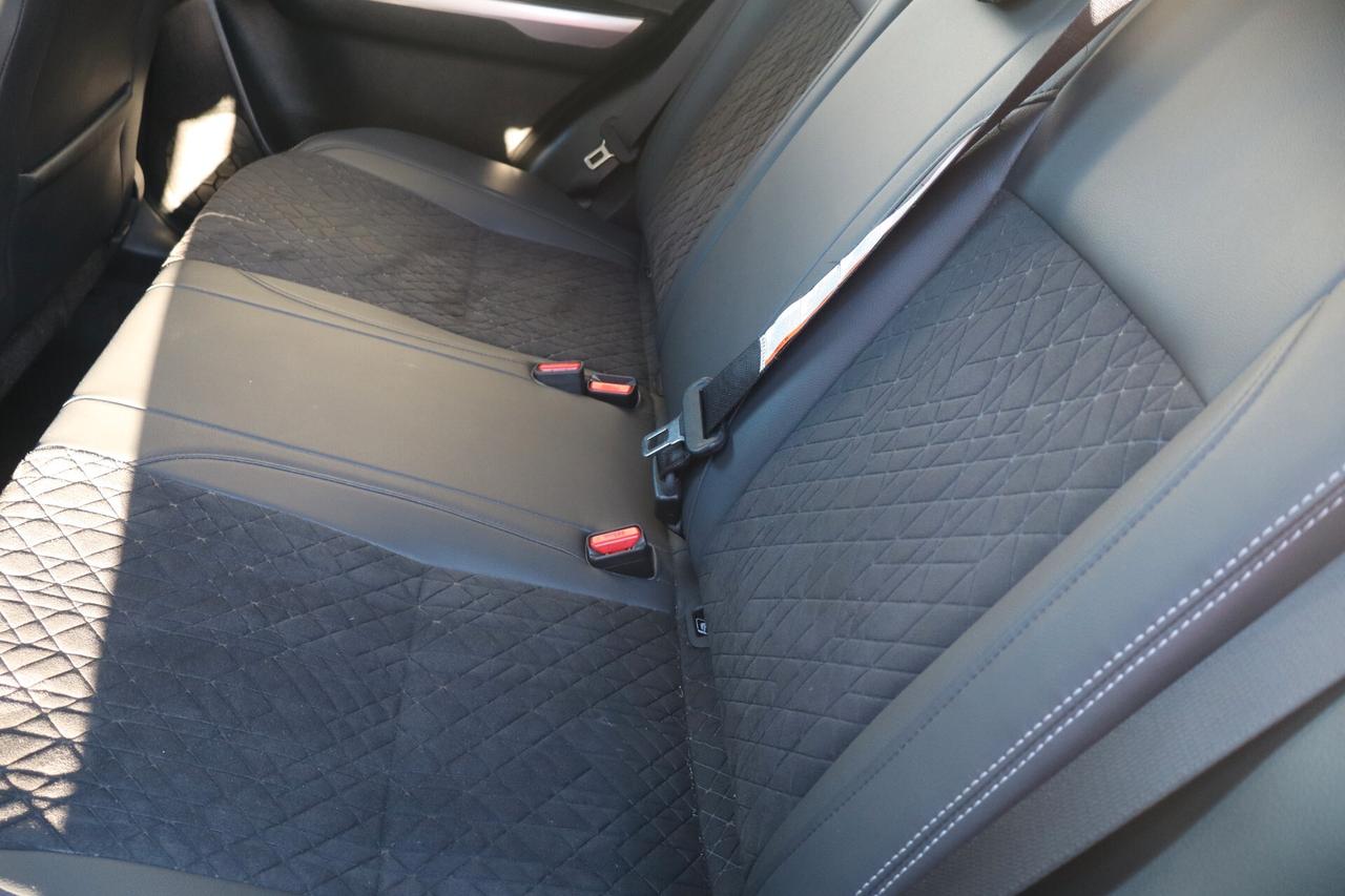 Suzuki Vitara 1.4 Hybrid Top
