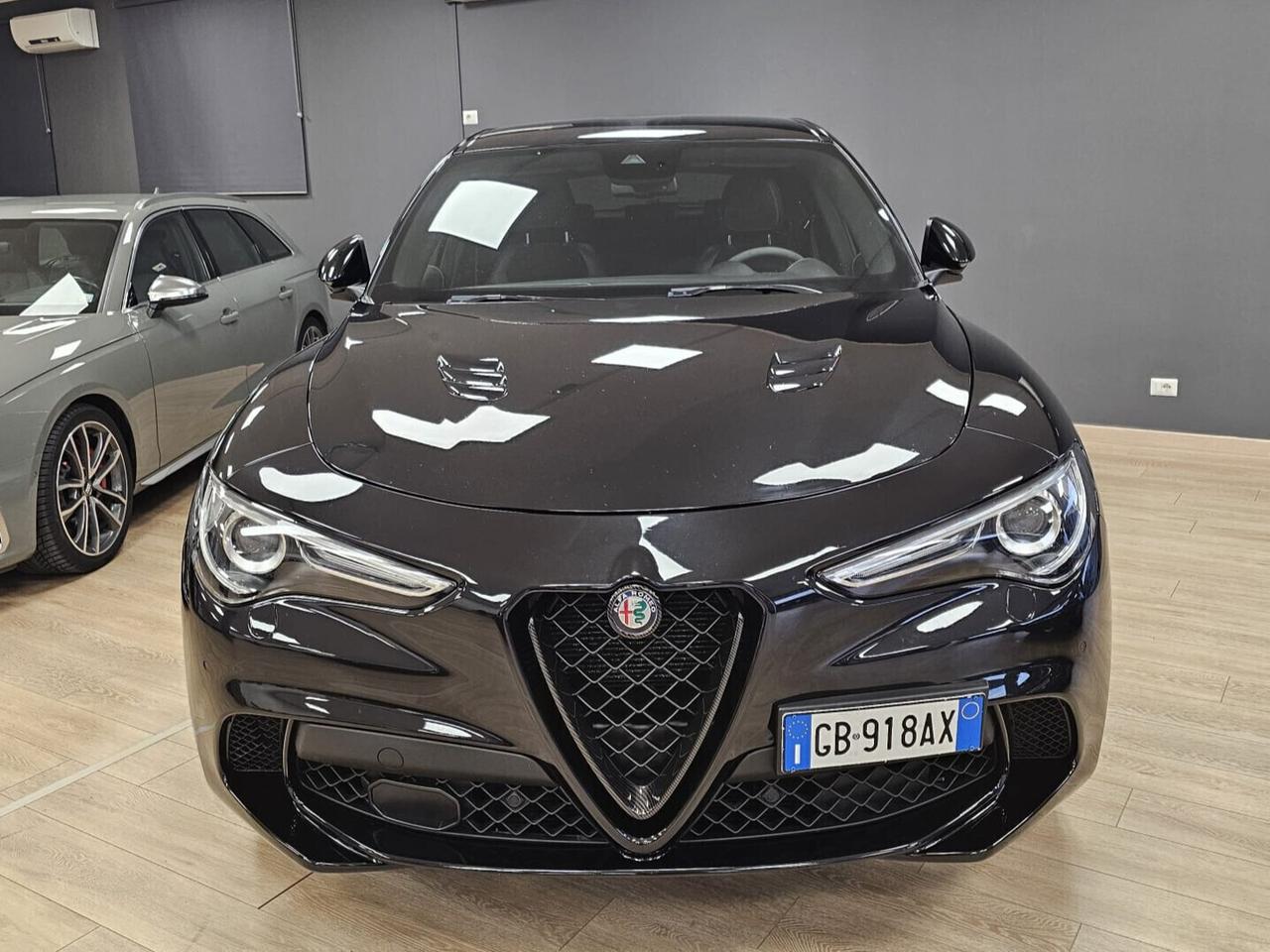 Alfa Romeo Stelvio 2.9 Bi-Turbo V6 510 CV AT8 Quadrifoglio