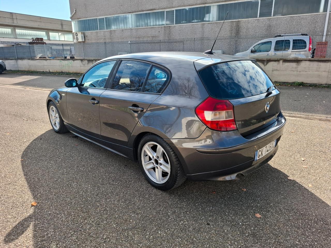 Bmw 118 118d cat 5 porte Futura