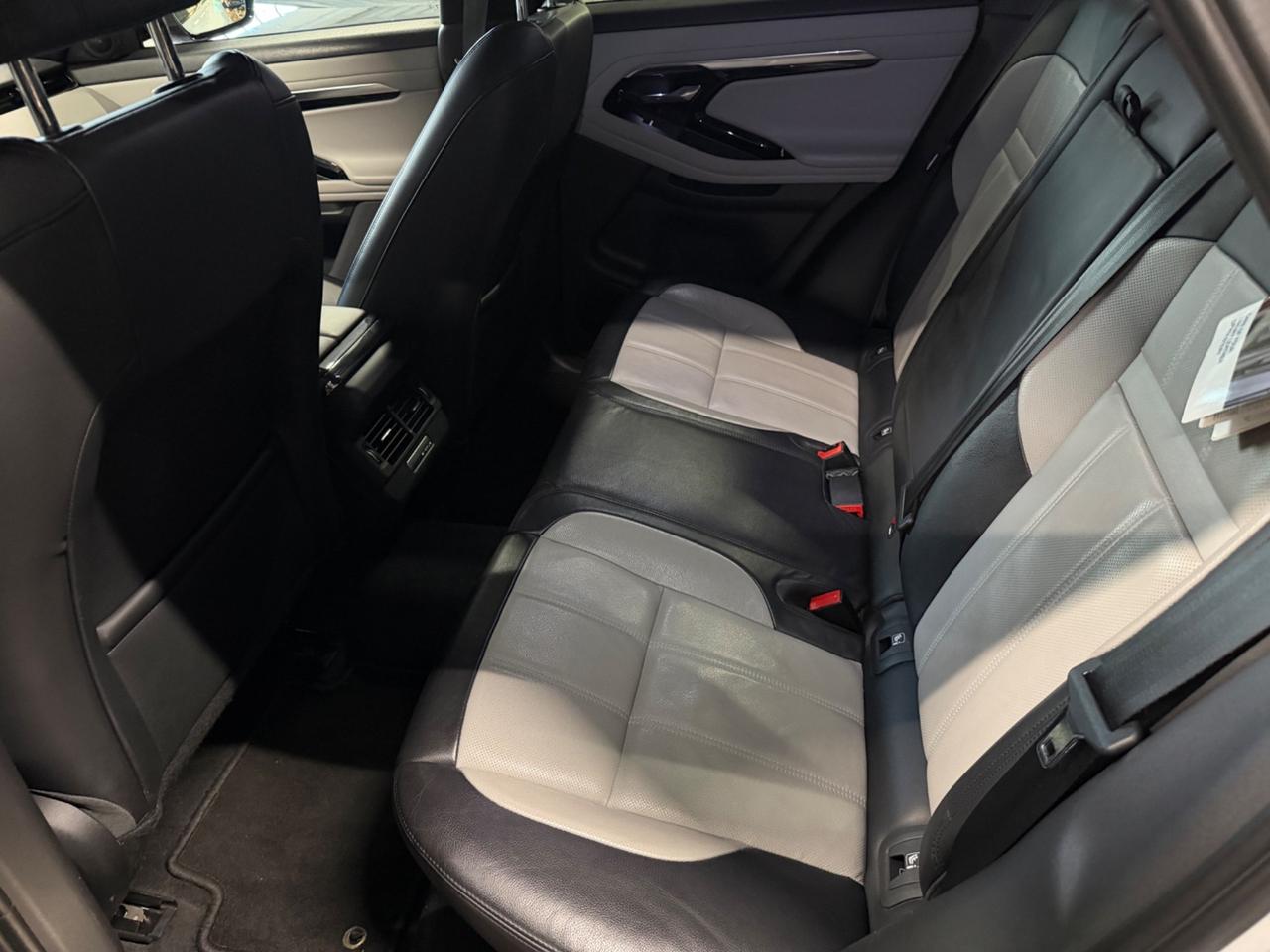 Land Rover Range Evoque 2.0D I4-L.Flw 150 CV R-Dynamic