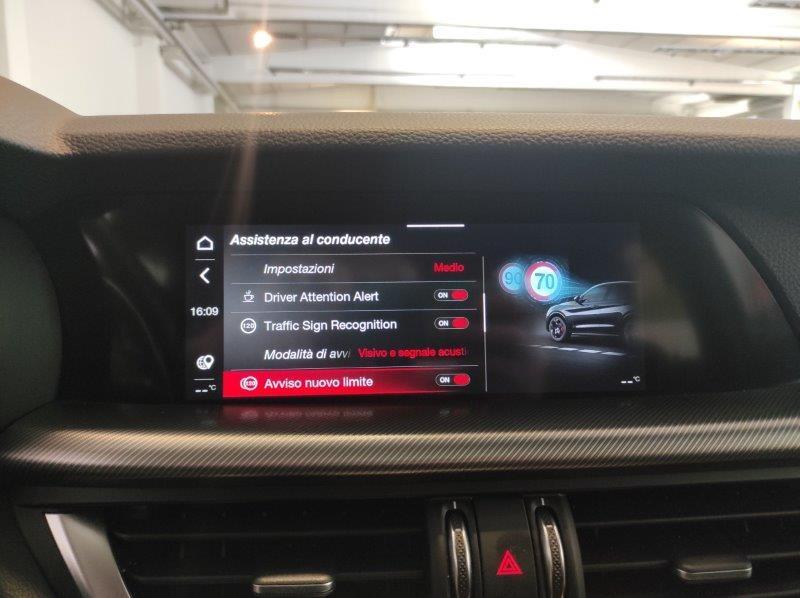 ALFA ROMEO Stelvio - Stelvio 2.2 Turbodiesel 210 CV AT8 Q4 Sprint