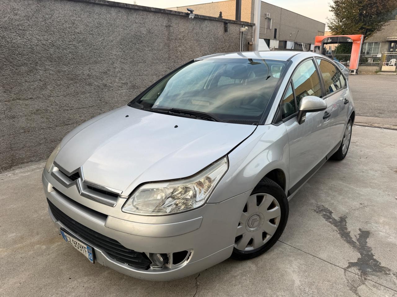 CITROEN C4 1.4 BENZINA EURO4 NEOPATENTATI