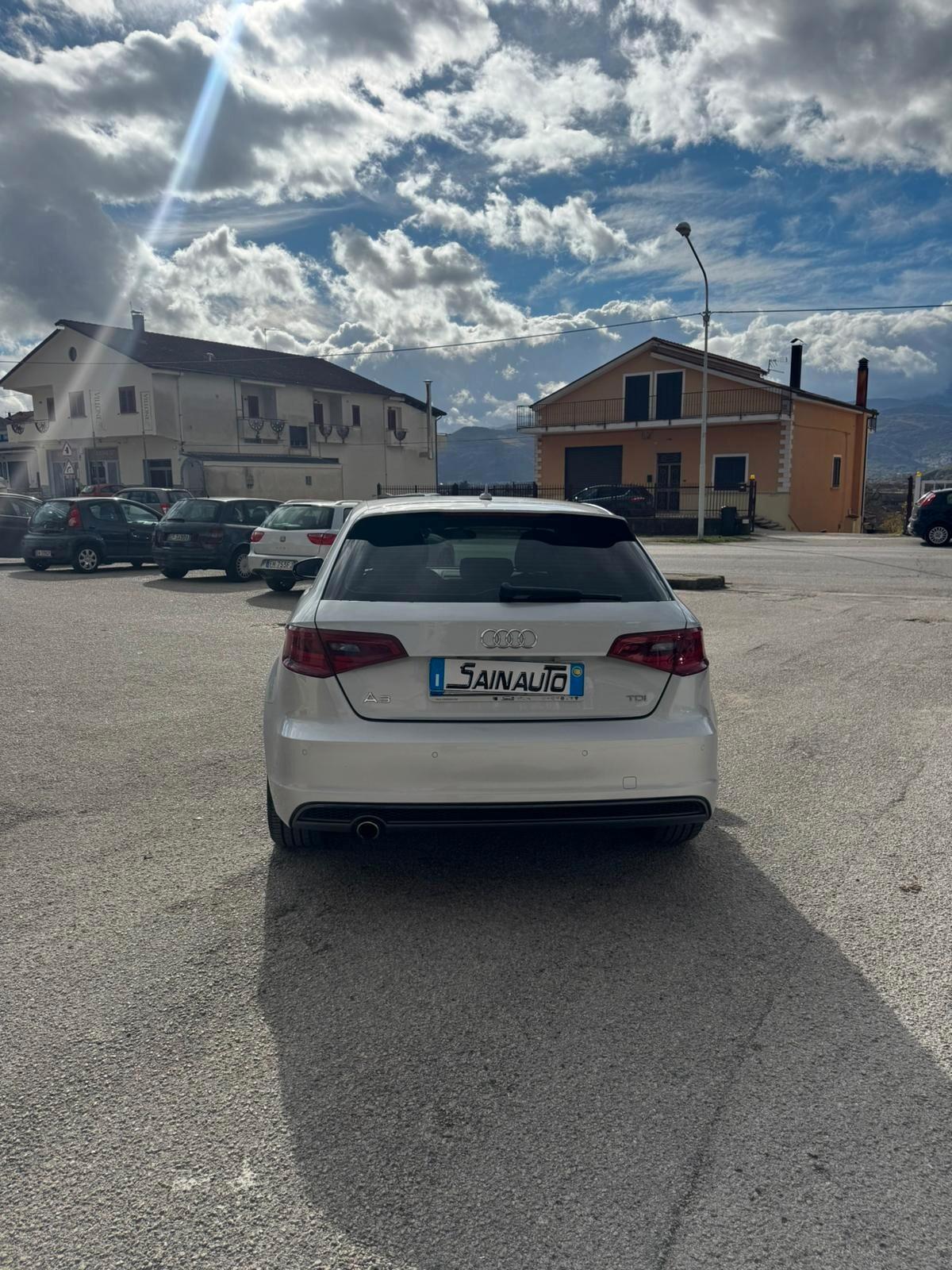 Audi A3 SPB 1.6 TDI S tronic S line Garanzia