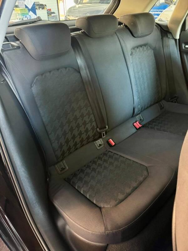 Audi A3 1.8 tfsi Attraction s-tronic E6