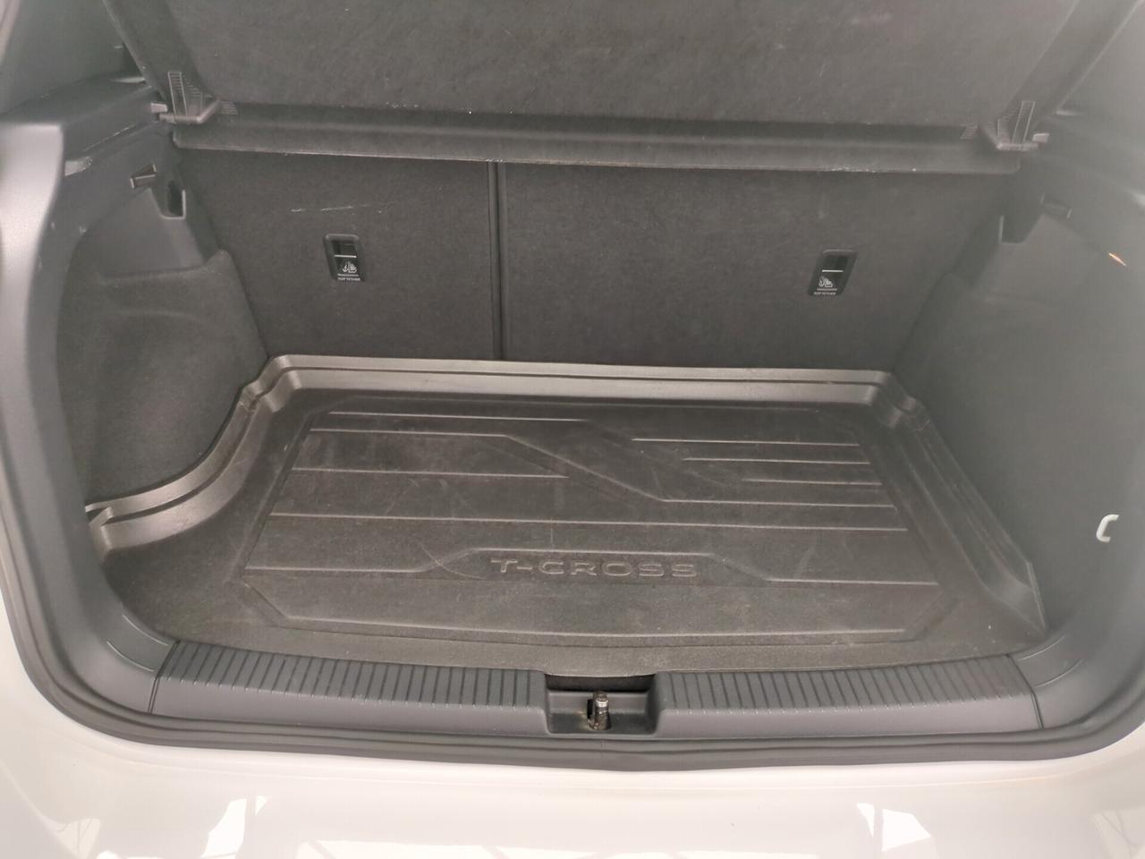 Volkswagen T-Cross 1.0 TSI 110 CV DSG R-LINE