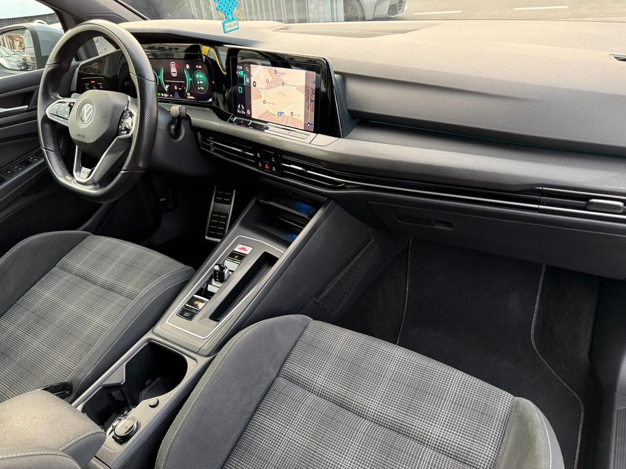 Volkswagen Golf 8 2.0 TDI DSG GTD