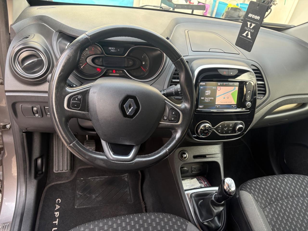 Renault Captur 1.5 dci anno 2017 km soli 108 mila