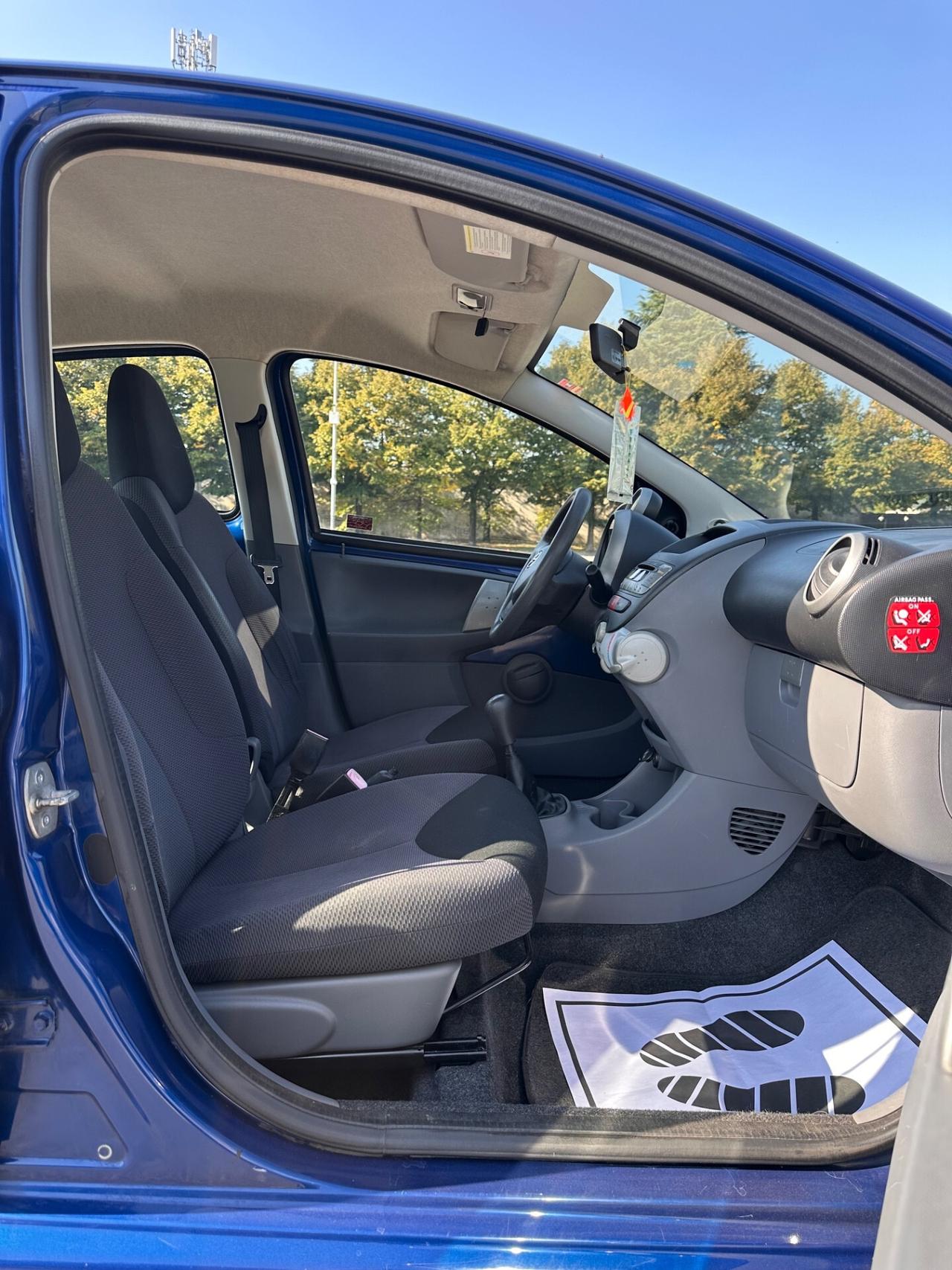 Toyota Aygo 1.0 Benzina 5 porte Sound Solo 80.000 Km
