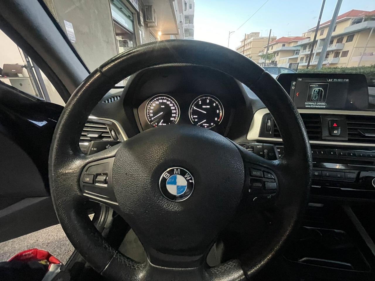 Bmw 116 118d 5p. Urban