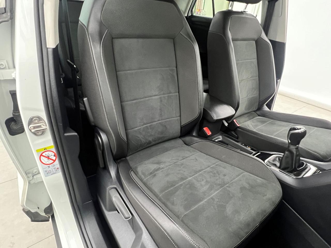 VOLKSWAGEN T-Roc 2022 T-Roc 1.0 tsi Style 110cv