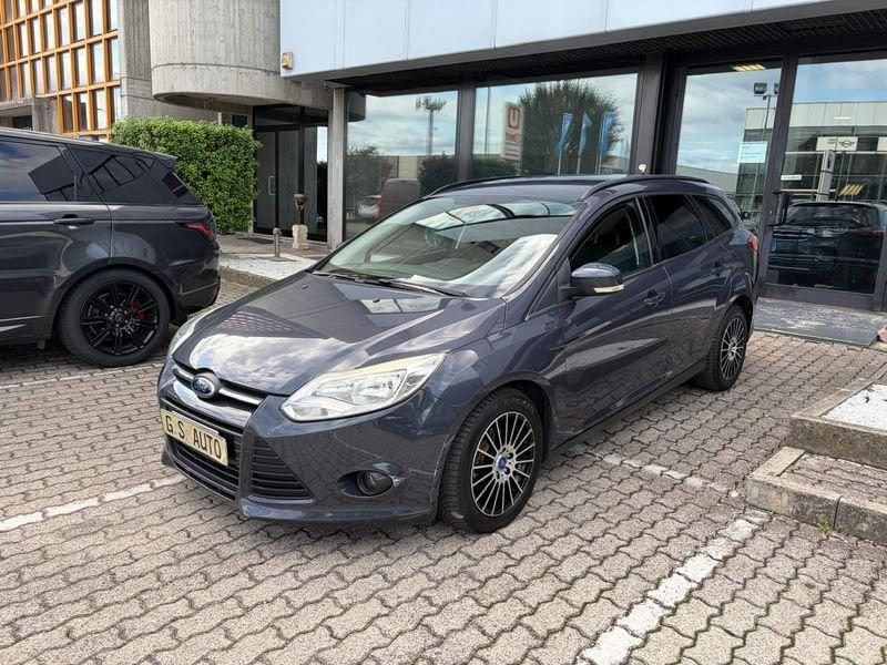 Ford Focus SW 1.6 tdci Plus 115cv - PER NEOPATENTATI