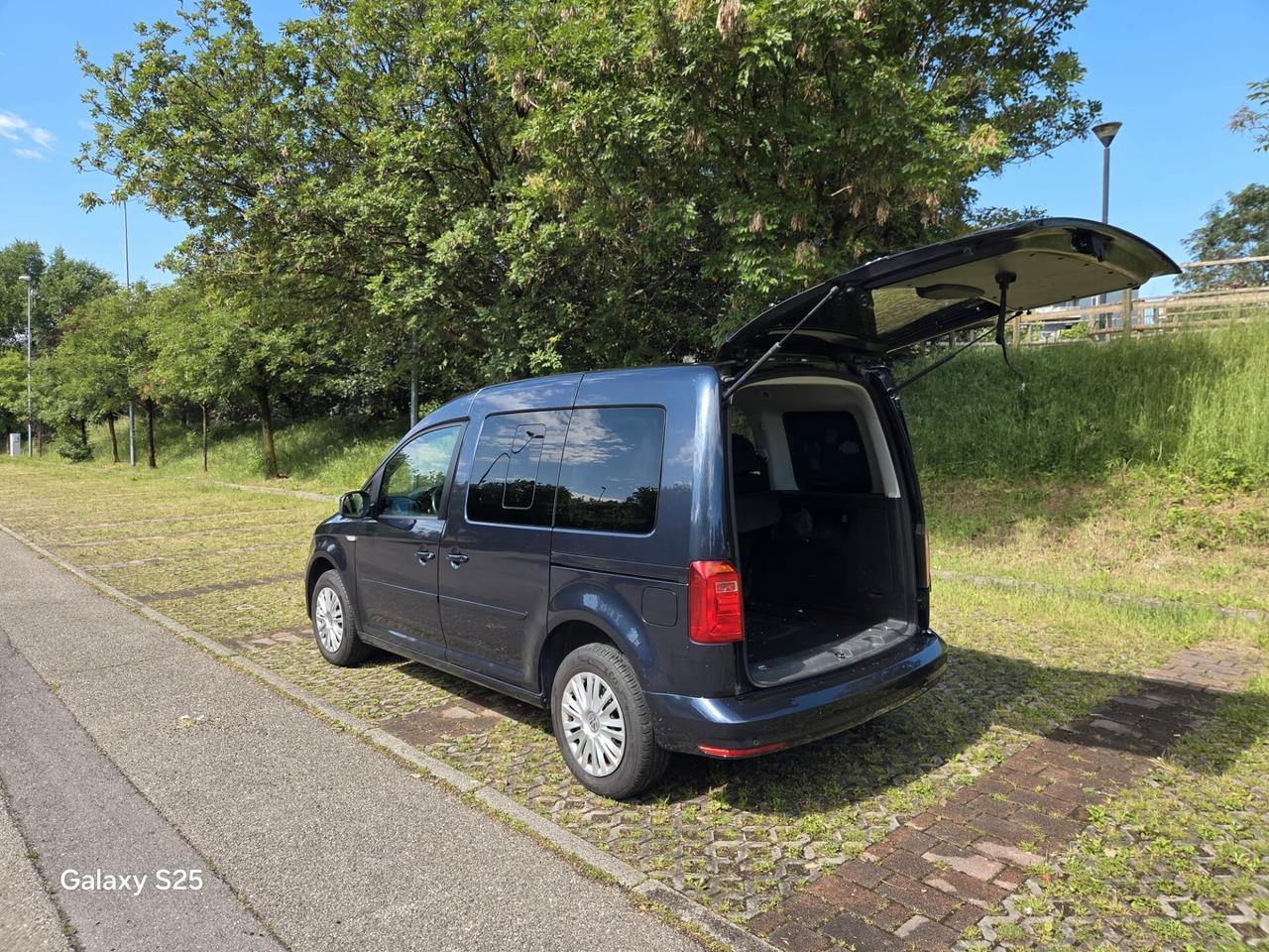 Volkswagen Caddy 1.2 TSI Plus