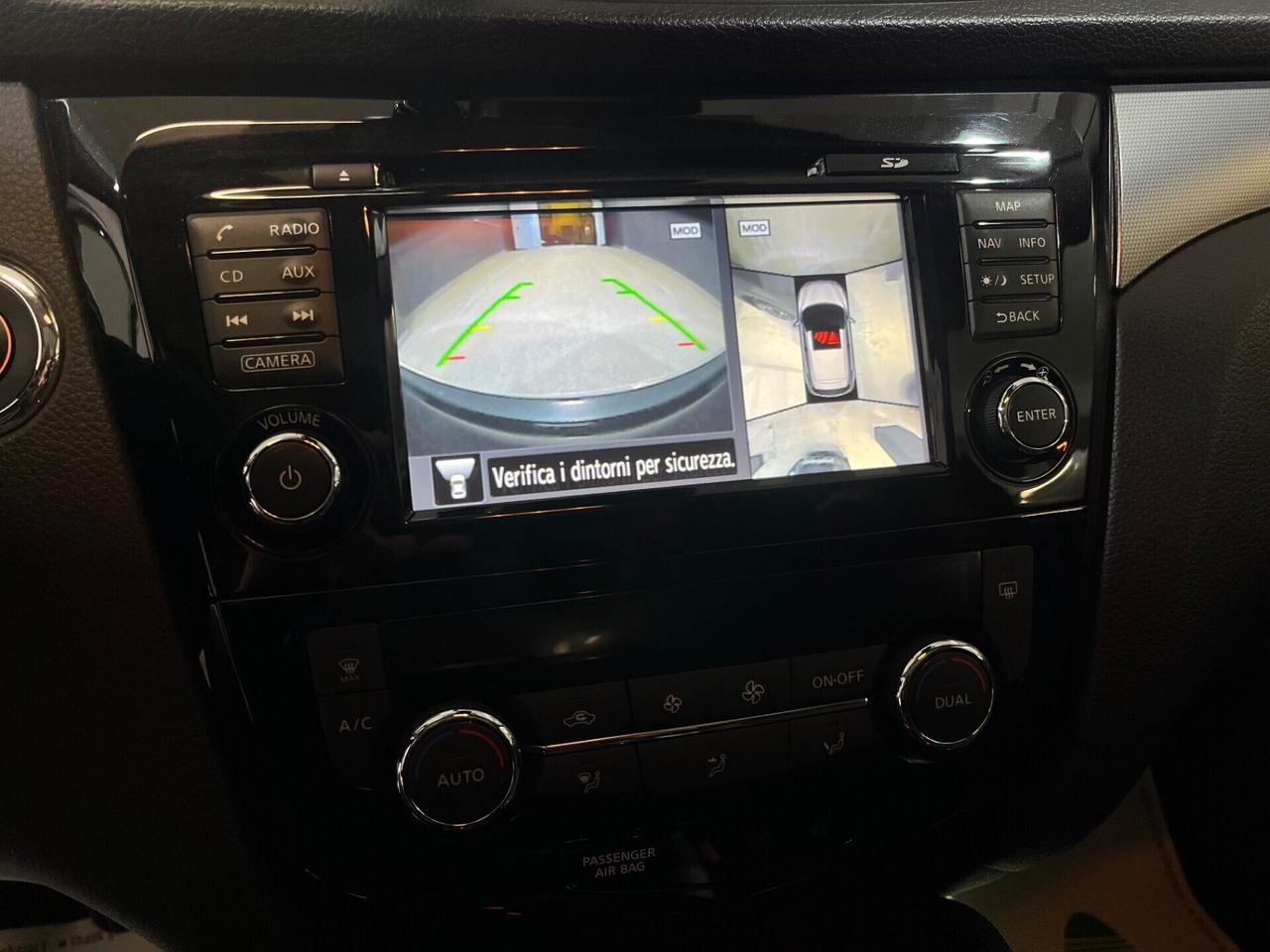 Nissan Qashqai 1.5 dCi N-Connecta