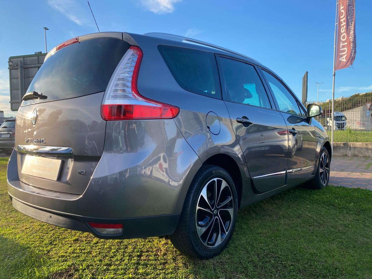 RENAULT - Grand Scénic - dCi 8V 110 CV EDC