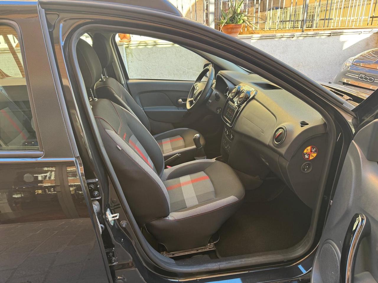 DACIA Sandero Stepway 1.5 Blue dCi 95CV Techroad