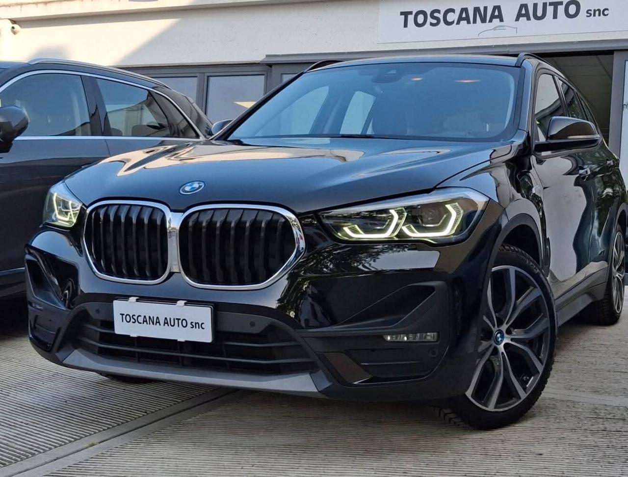 Bmw X1 xDrive25e Sport Cerchi 19 Navigazione full optional