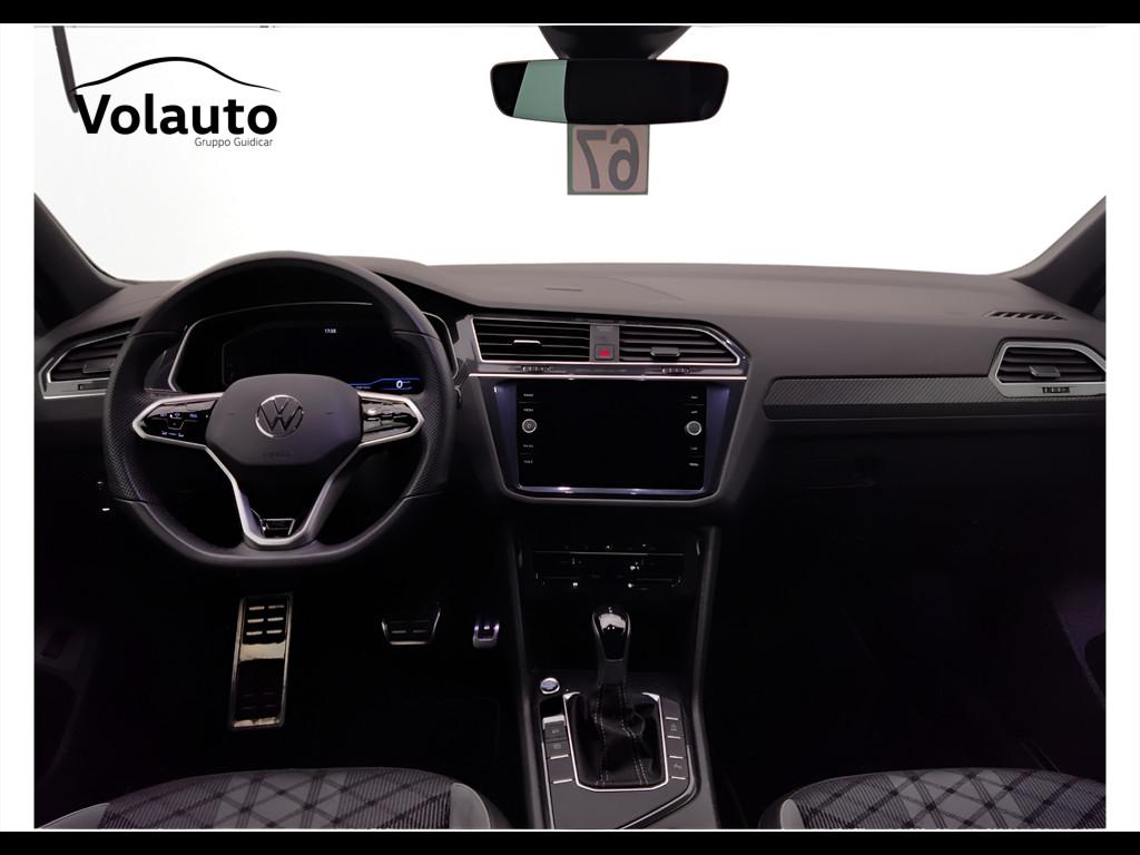 VOLKSWAGEN Tiguan II 2021 - Tiguan 1.5 tsi R-Line 150cv dsg