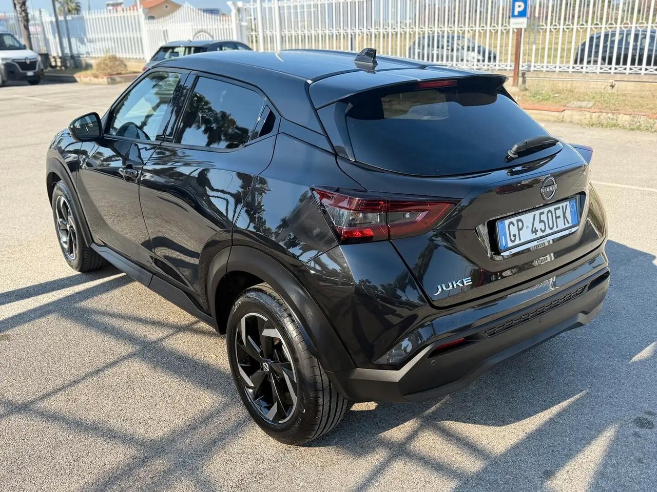 Nissan Juke 1.0 DIG-T 114 CV N-Connecta