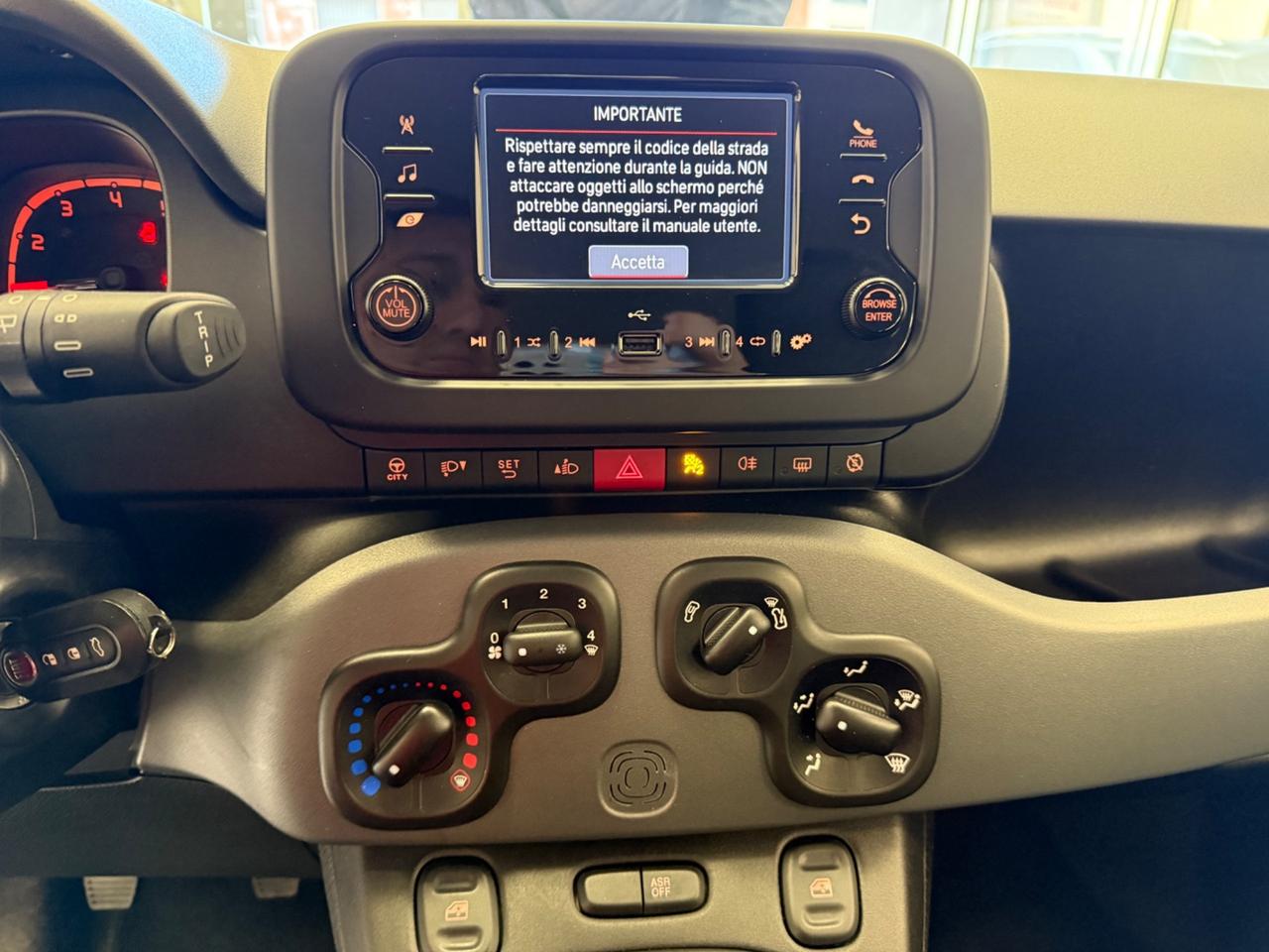 Fiat Panda 1.0 FireFly S&S Hybrid City Cross