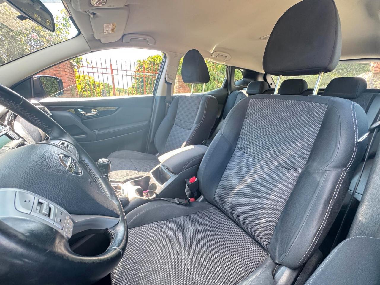 Nissan Qashqai 1.5 dCi 110CV Acenta 2WD unico propr. - 2015