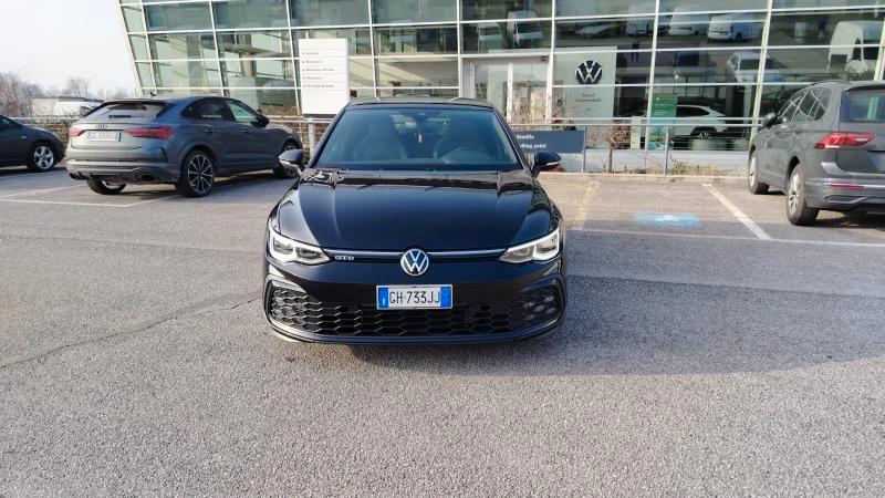 Volkswagen Golf 2.0 tdi GTD 200cv dsg