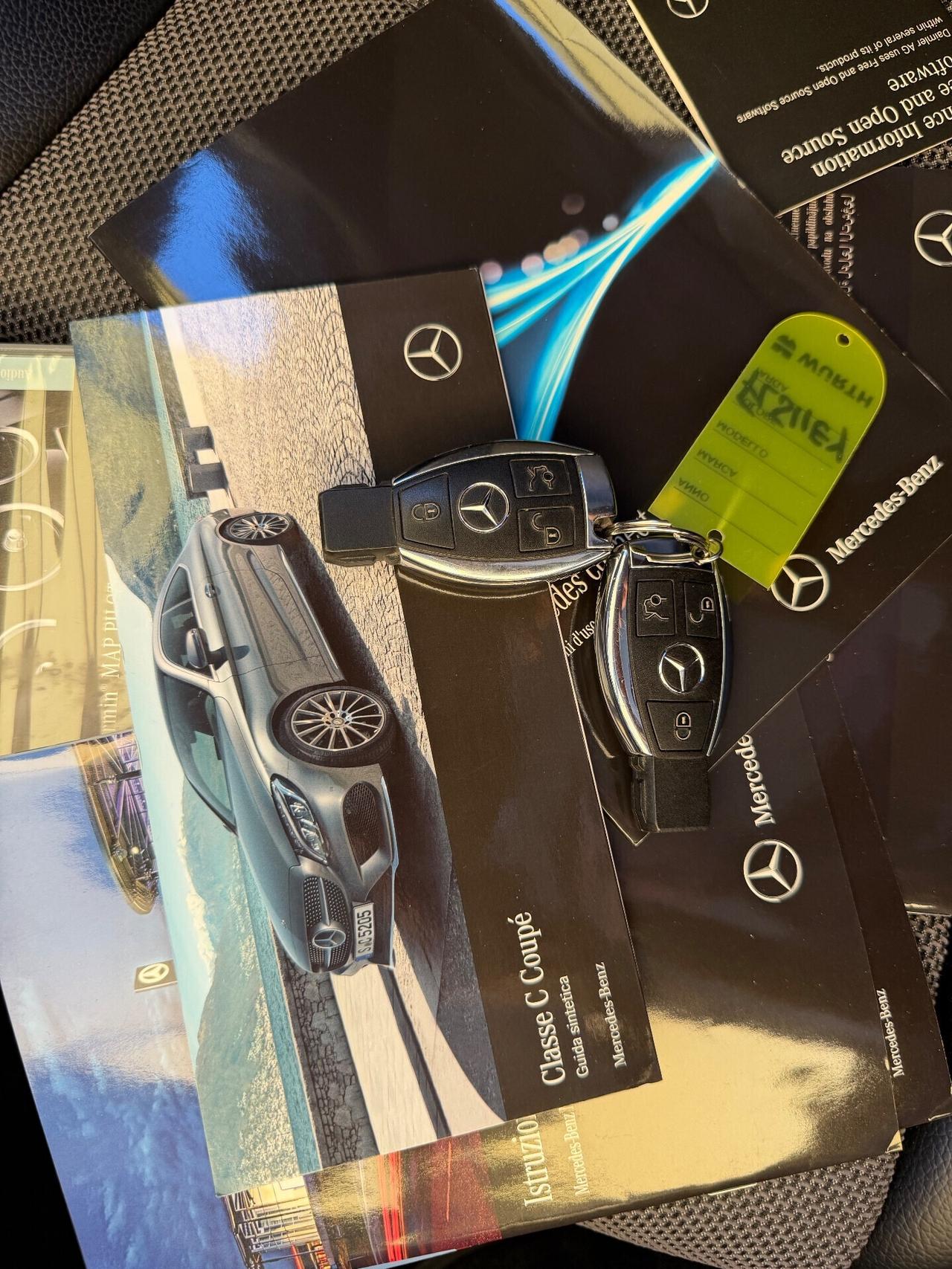 Mercedes-benz C 220 d Auto 4Matic Coupé Premium Plus