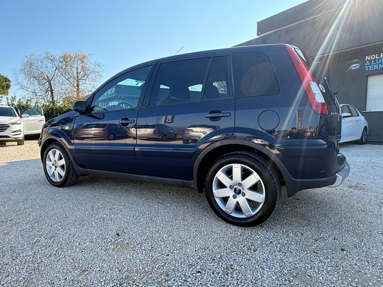 Ford Fusion 1.4 16V 5p. Titanium