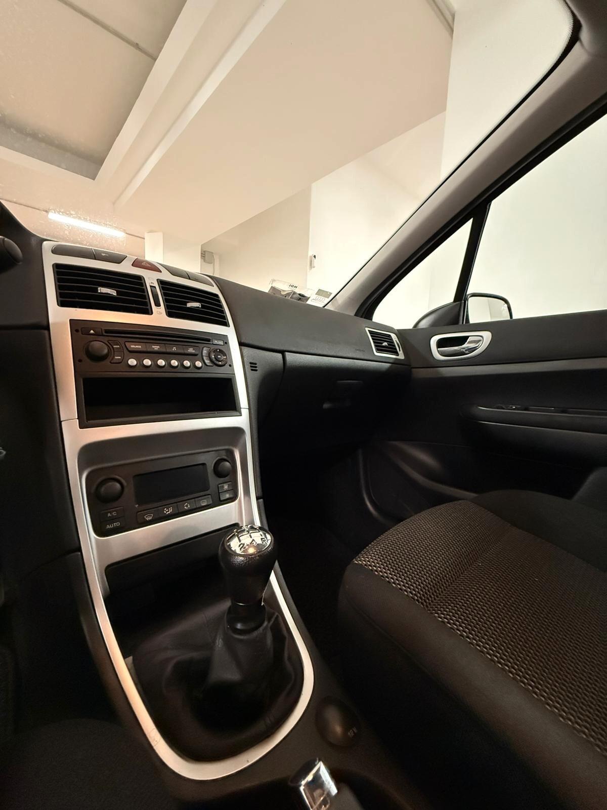 Peugeot 307 1.6 16V HDi FAP 90CV 5p. D-Sign