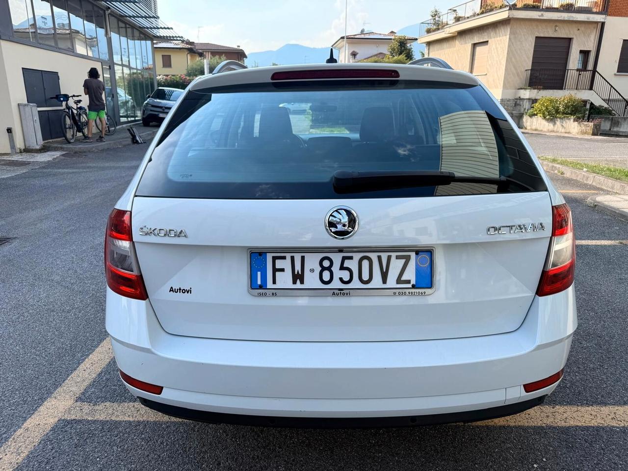 Skoda Octavia 1.6 TDI SCR 115 CV Wagon Executive *** CARPLAY/ANDROID AUTO