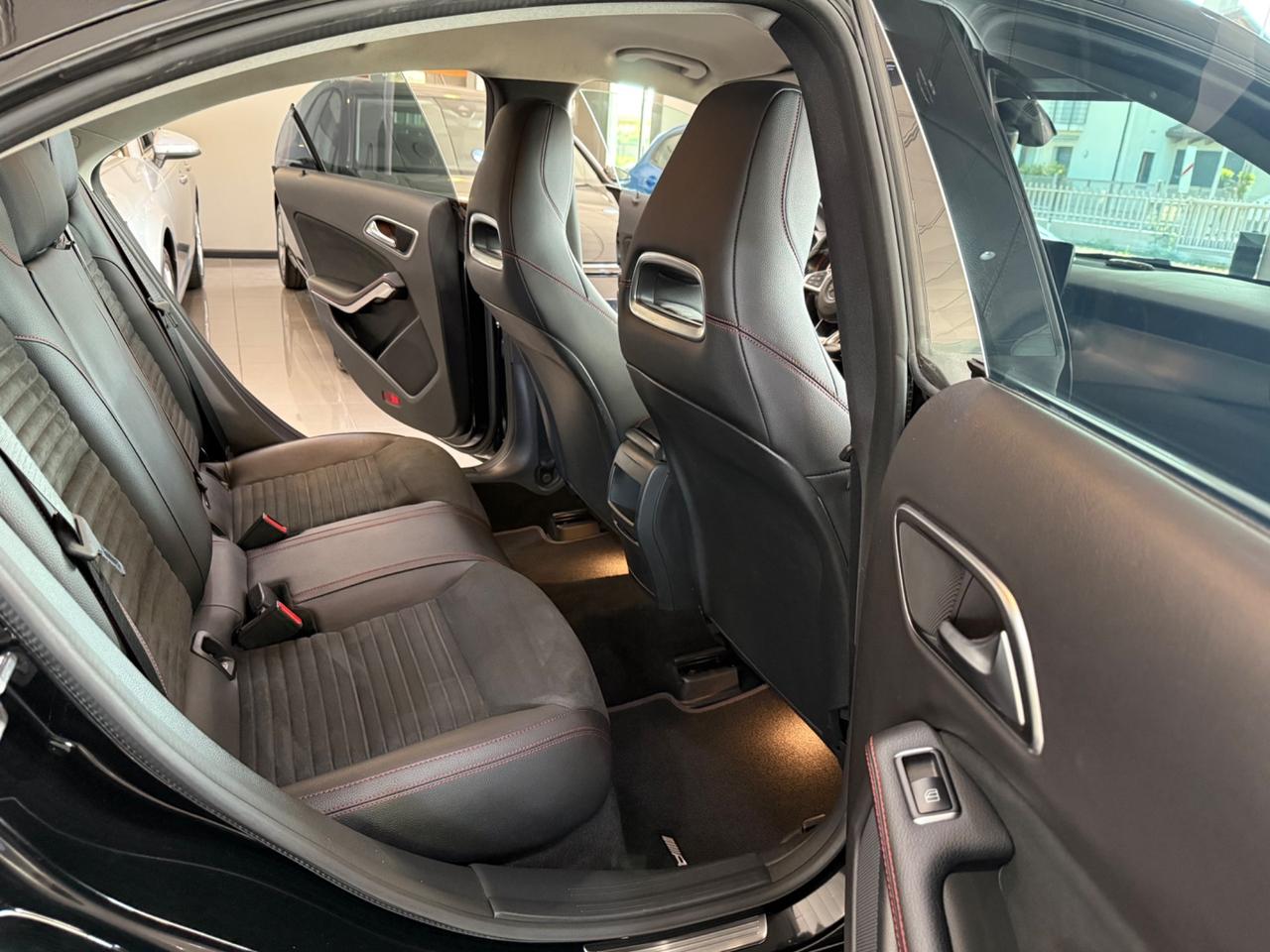 Mercedes-benz CLA 200 d 4Matic Automatic Premium