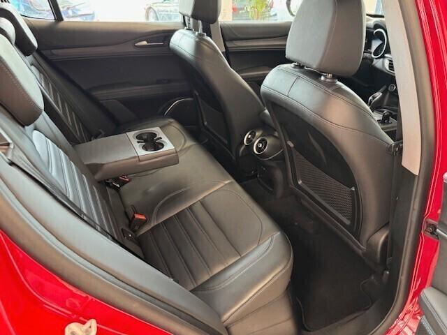 Alfa Romeo Stelvio 2.0 Turbo 280 CV AT8 Q4 Ti