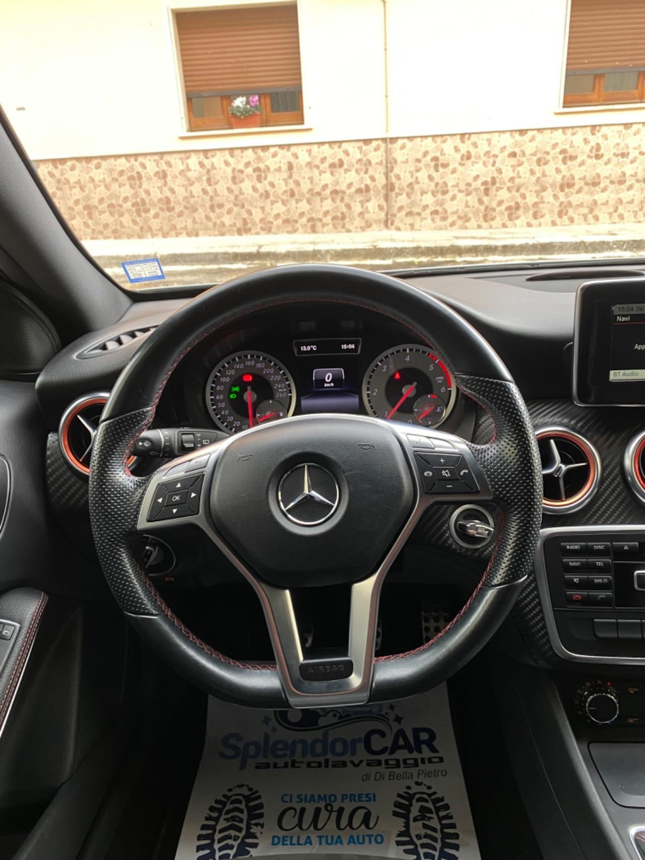 Mercedes-benz A 180 A 180 CDI Premium Amg adatta a neopatentati