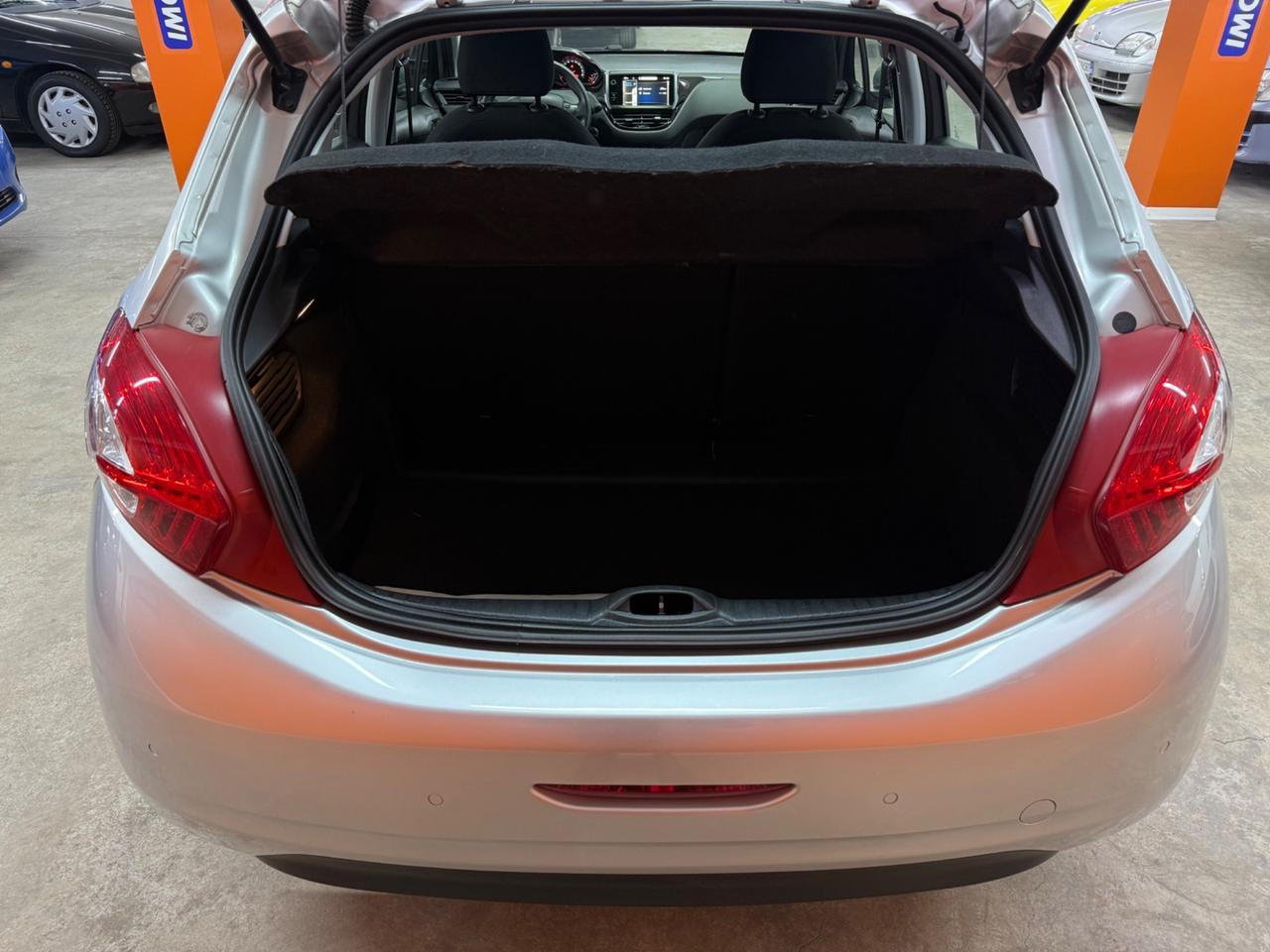 Peugeot 208 1.4 HDi 68 CV 5 porte Active