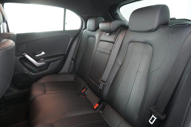 MERCEDES-BENZ A 180 A 180 d Automatic Progressive Advanced