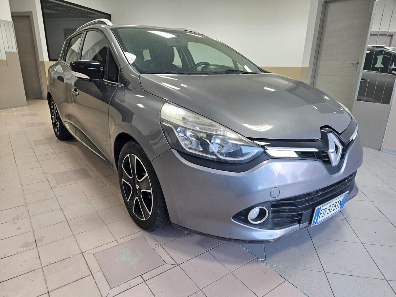 Renault Clio RENAULT CLIO SPORTUR 1.5 DCI