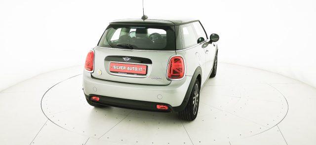 MINI Cooper SE Essential