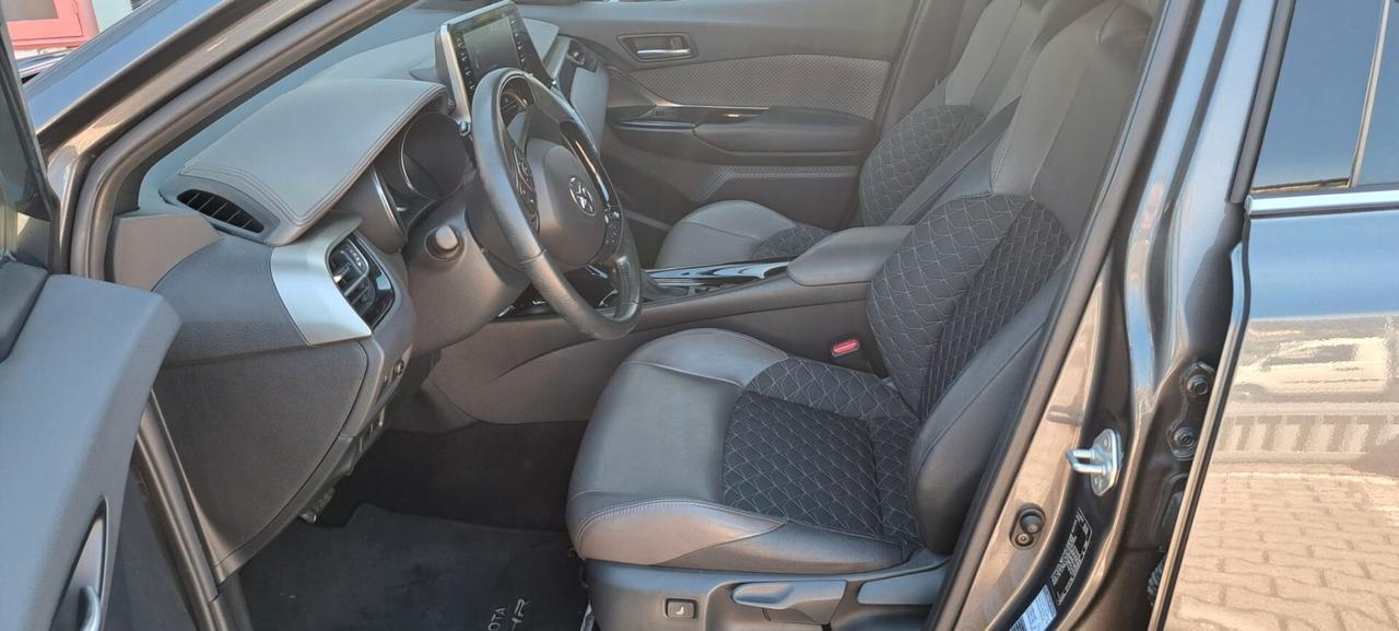 Toyota C-HR 1.8 Hybrid E-CVT Lounge