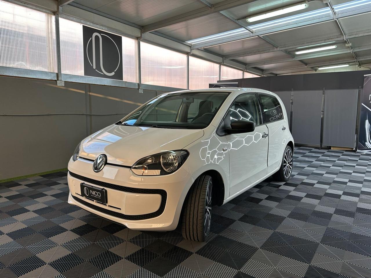 Volkswagen up! 1.0 5p. R-line