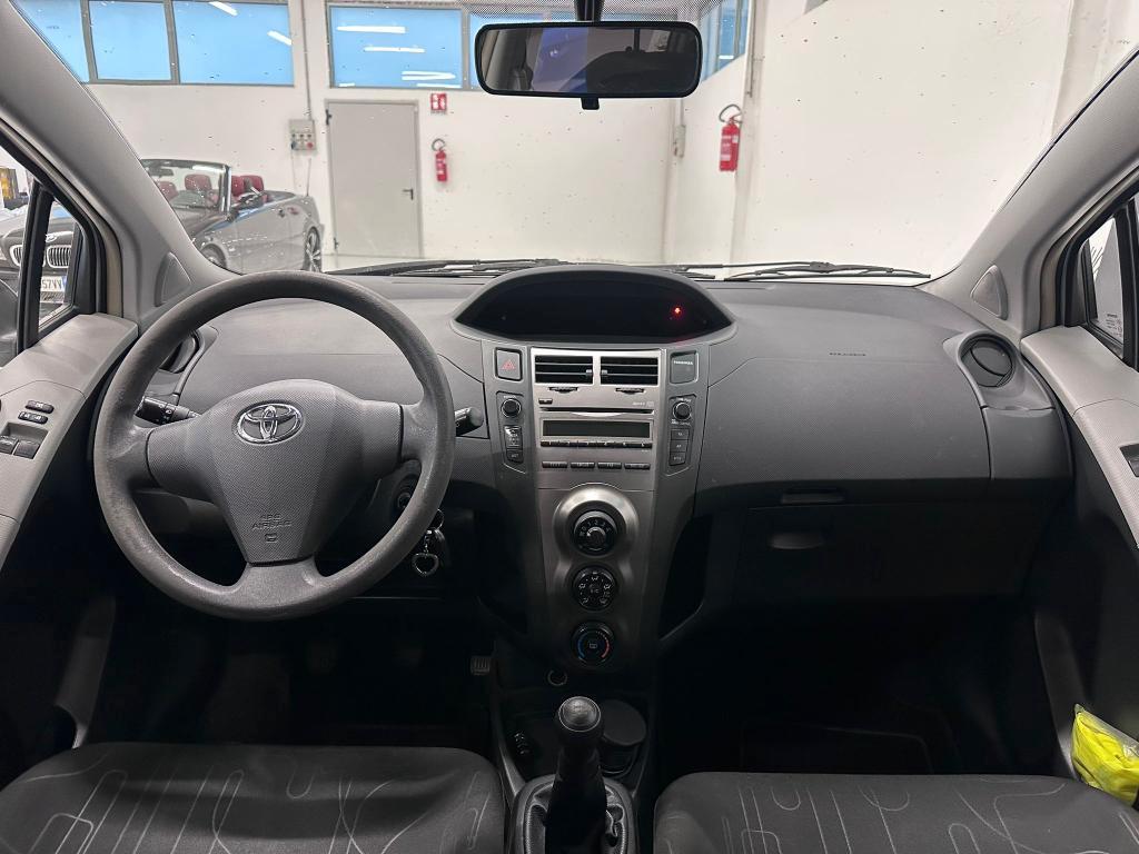 Toyota Yaris 5 Porte Yaris 5p 1.0 Now my10