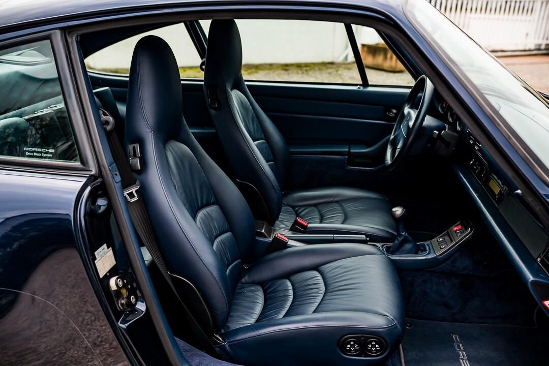 Porsche 993 Carrera 4S
