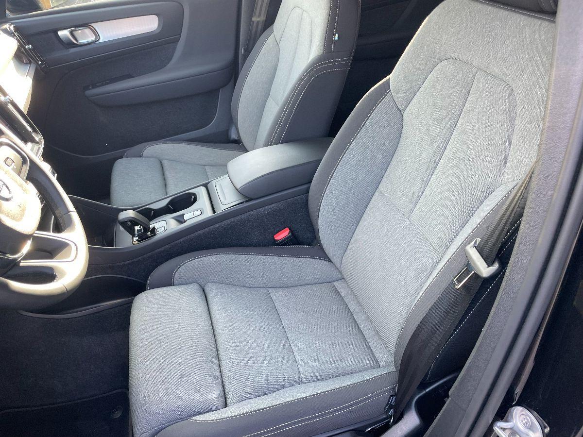 VOLVO - XC40 - B3 automatico Core